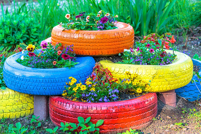 Stacked-Garden-Tire-Planters